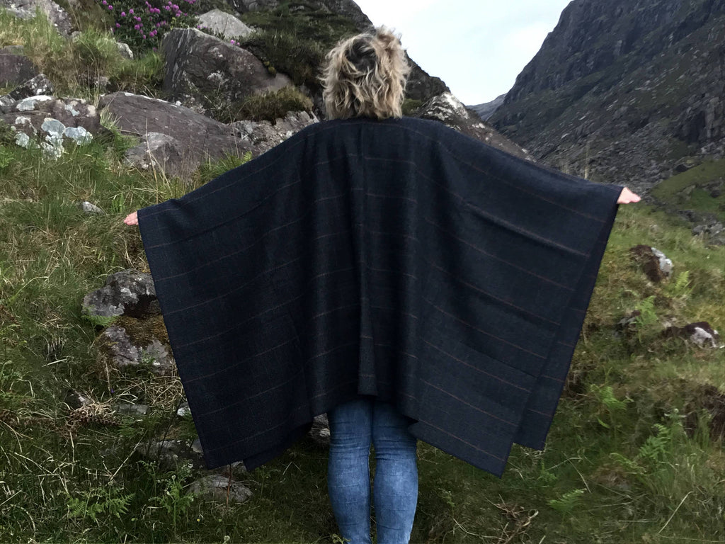 100% Wool Handmade Ruana U7557