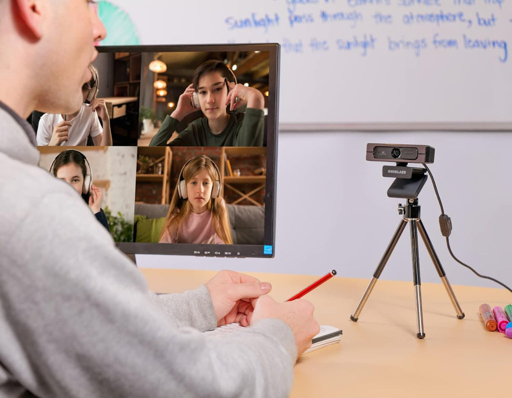 4K Ultra HD Webcam with AI Auto Framing, Wide 125-degree View, Dual Mics & Built-in Privacy Cover, with Tripod J749177