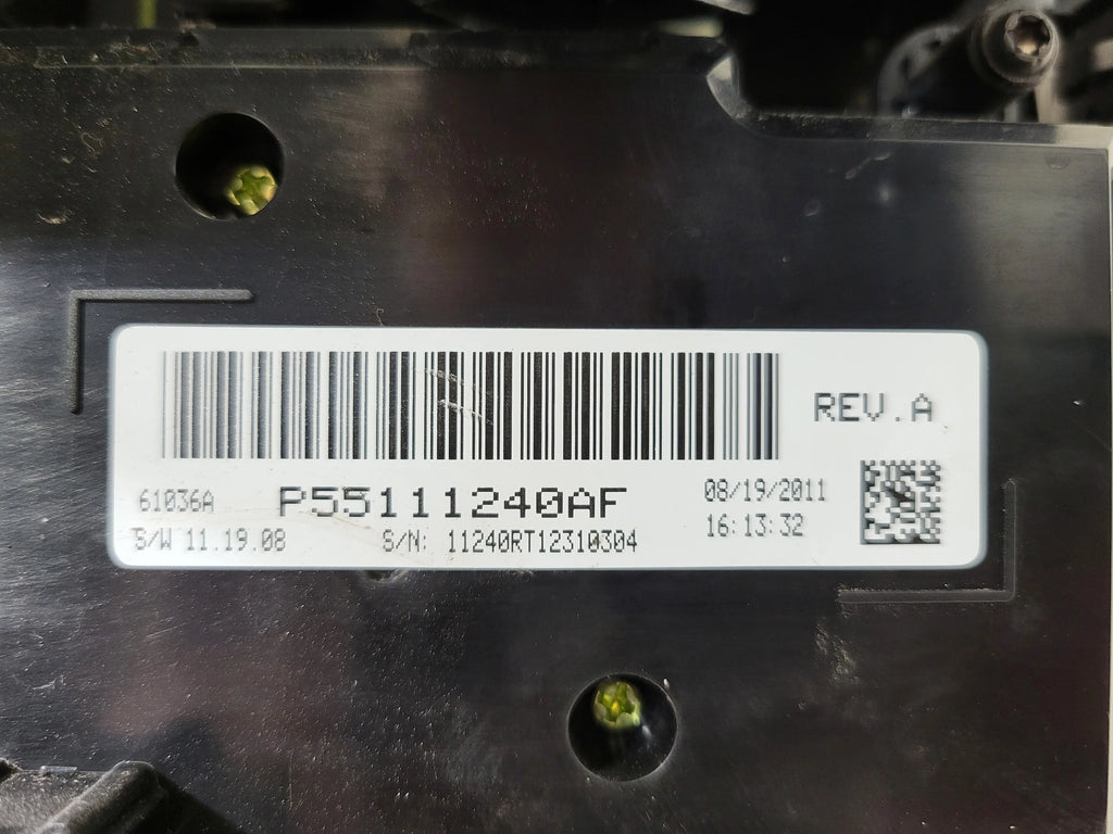 Pre-Owned Dodge Caravan AC Heat Manual Temperature Control Unit Q2478
