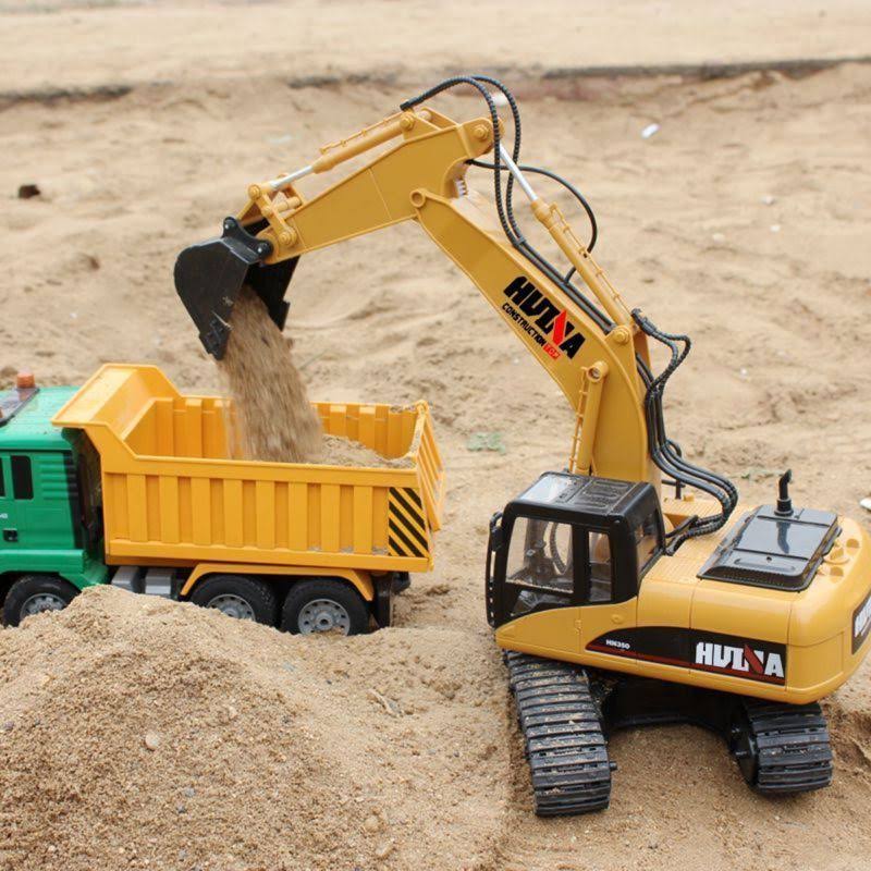 15 Channel 2.4G RC Construction Excavator Truck A47738