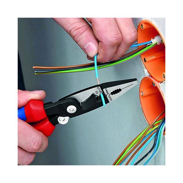 13 81 200 Pliers Q7706