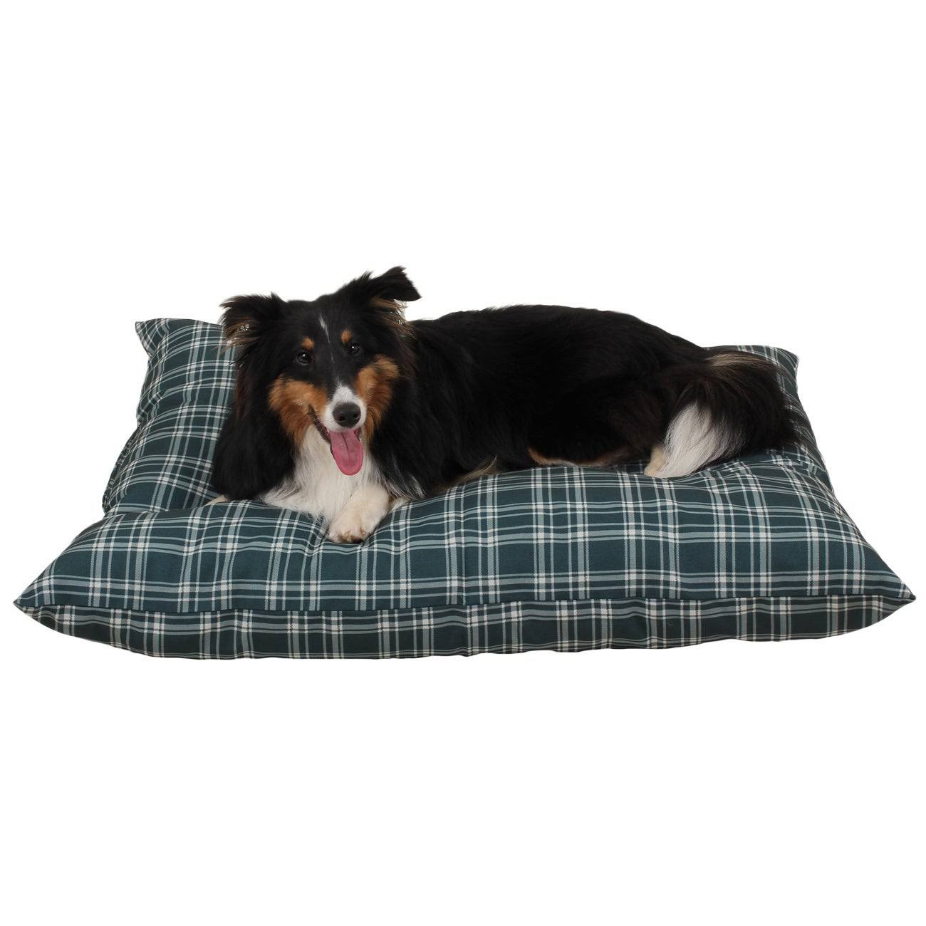 Large Blue Plaid Indoor/Outdoor Pet Bed I16016