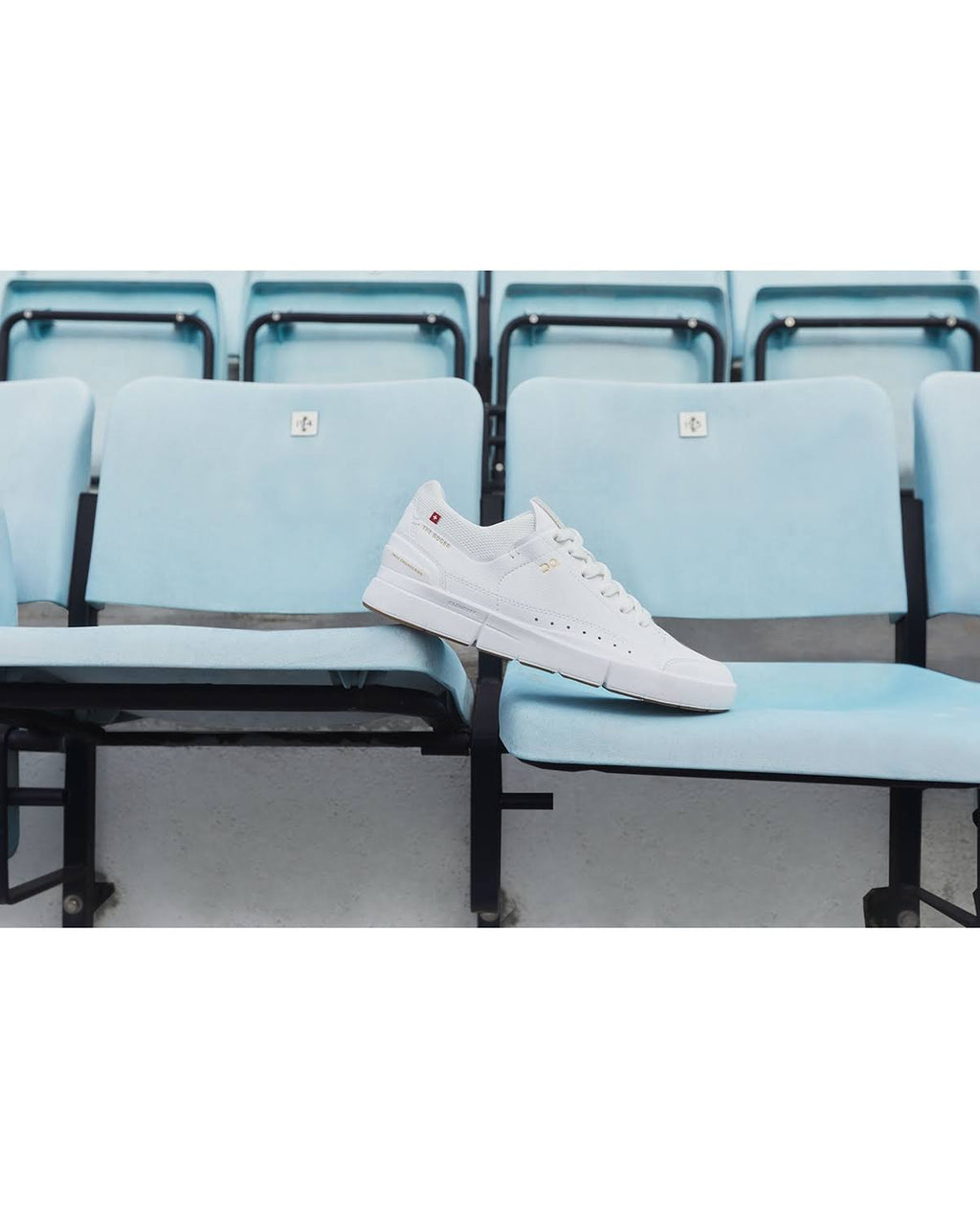 Centre Court Shoes V53011