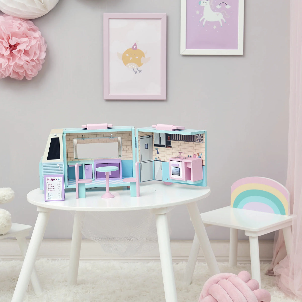Portable Food Truck Dollhouse Set Z56884