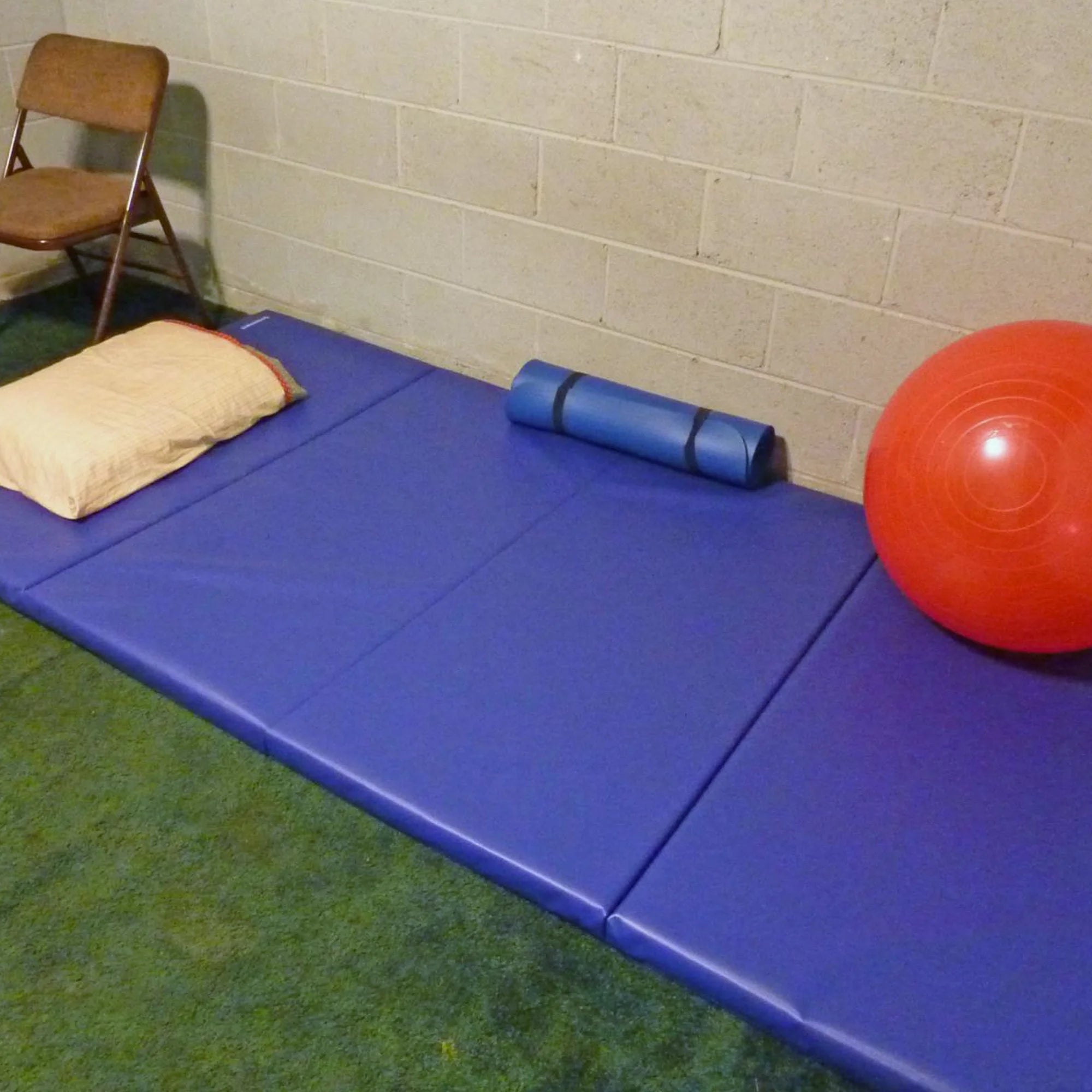 Blue 4x8 Ft x 1-3/8 Inch Folding Gym Mat P869